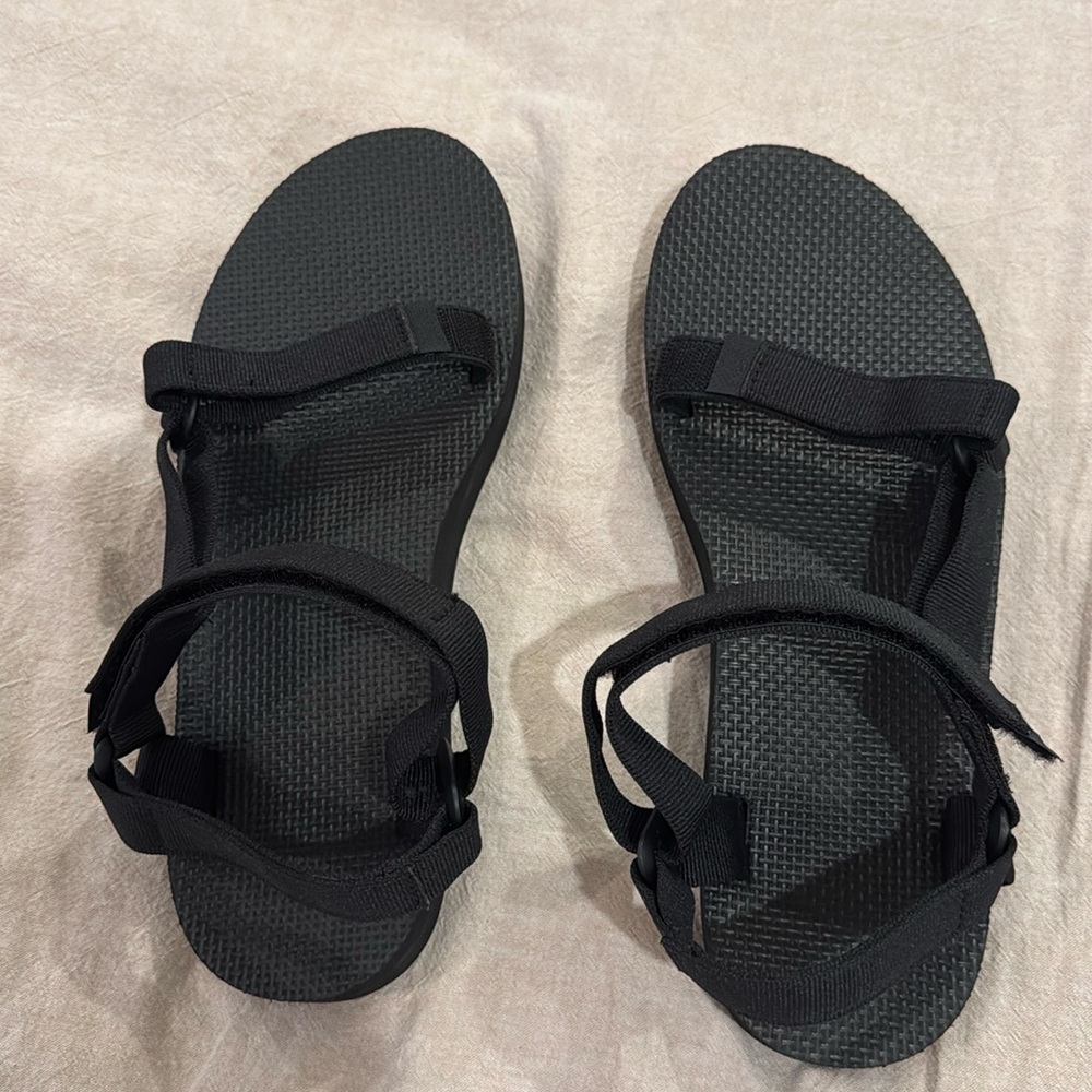 Teva Midform Universal
